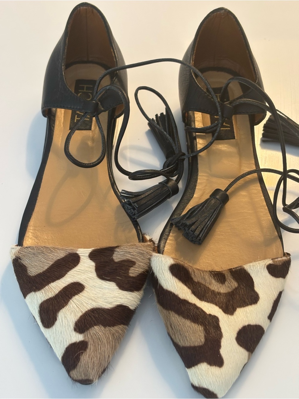 TARCH pointed-toe lace-up flat size 36